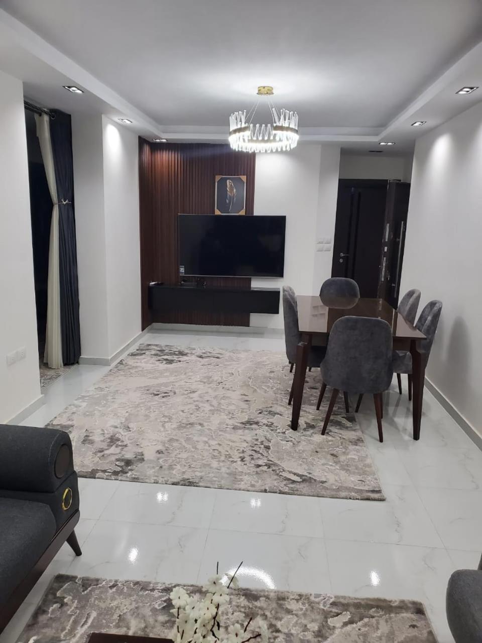 Apartamento مفروشه اثاث فندقي ش الهرم